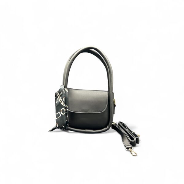 Mini hand bag with unique design and handle